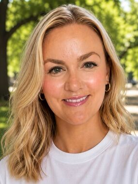 Meet your Posher, Amelia